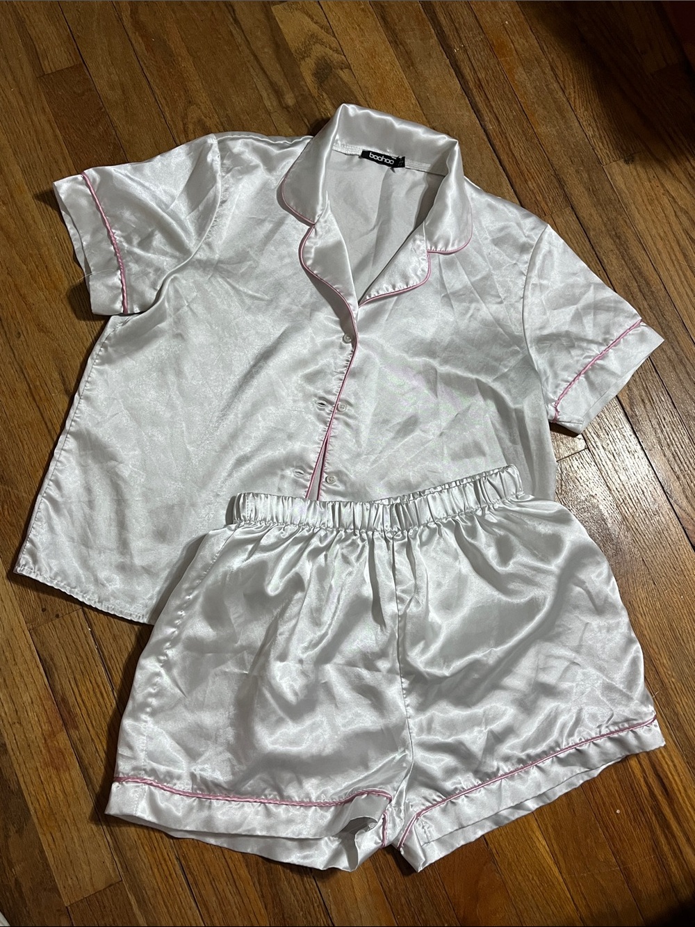 Button up pajamas set size 8